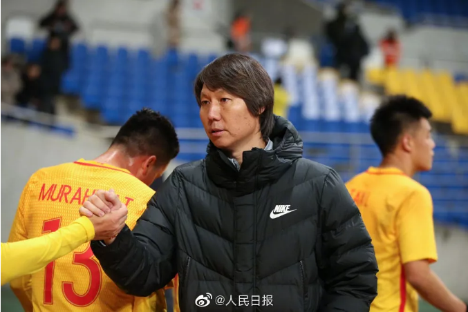 中国足球协会正式任命李铁为中国国家男子足球队主教练