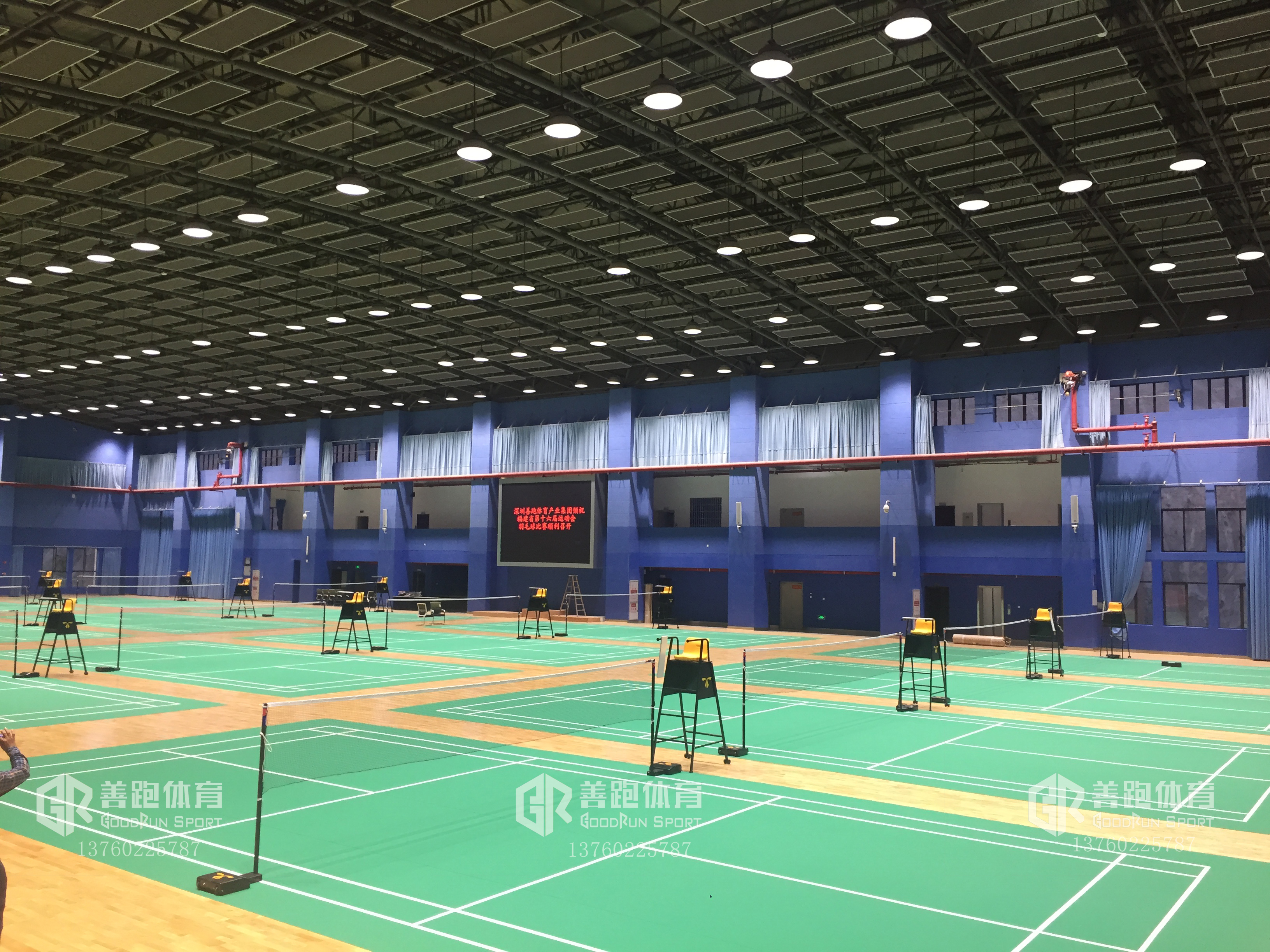 体育馆乒乓球PVC塑胶地板铺设案例，多少钱一平方？
