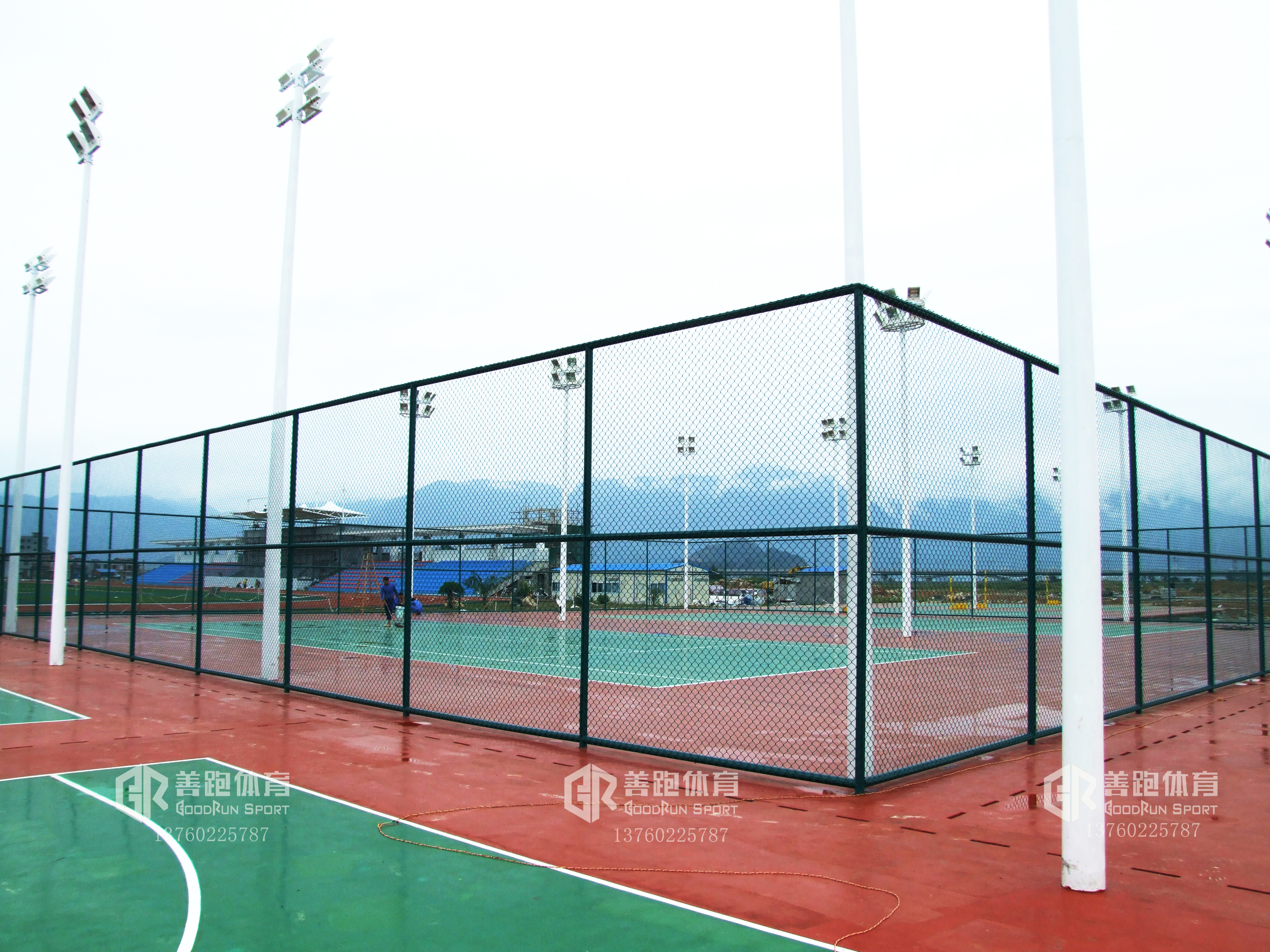 深圳篮球场建设包工包料单位，整体造价是多少？